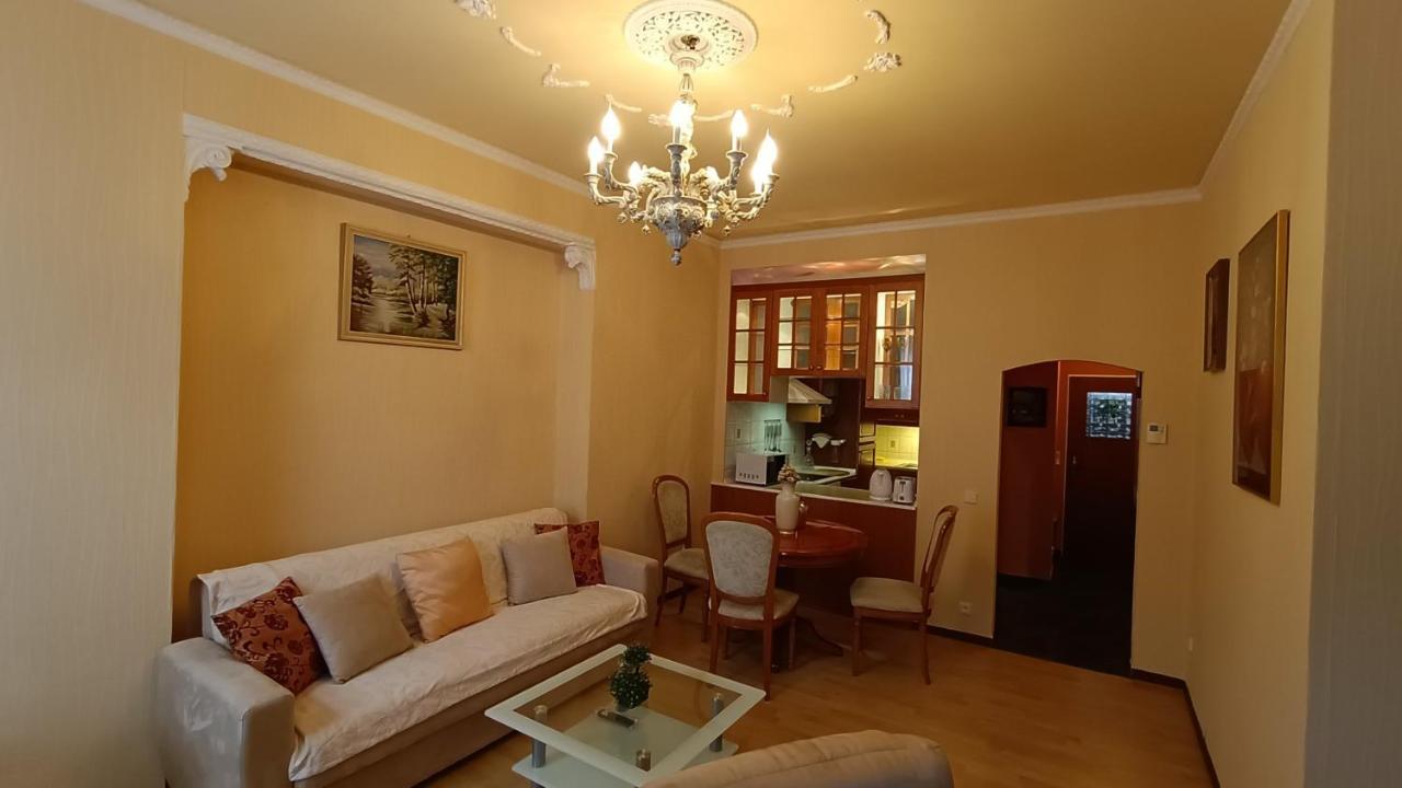 Apartments Stubsi With Colonnade View Karlovy Vary Exterior foto
